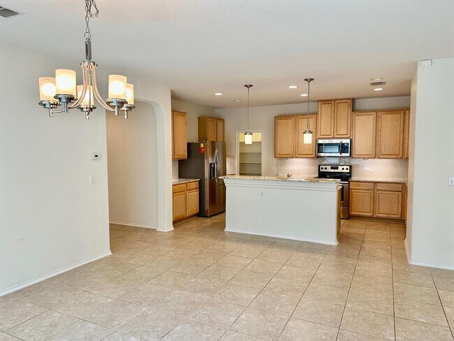 Building Photo - 413 Hunters Hill Dr