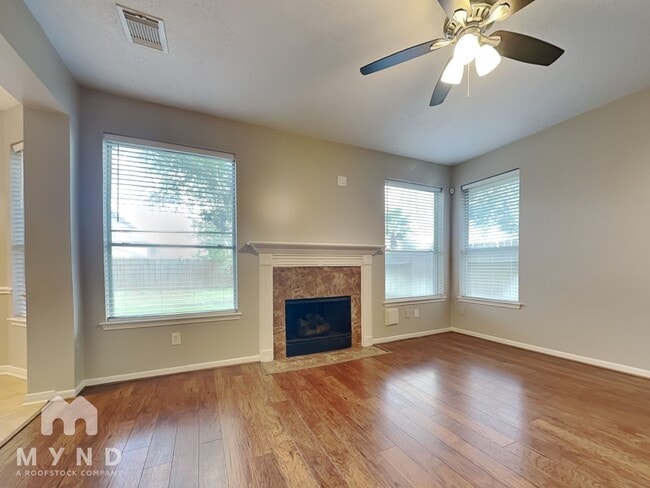 Building Photo - 3707 Lauderwood Ln