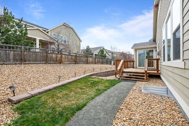 Building Photo - 2414 Leafdale Cir