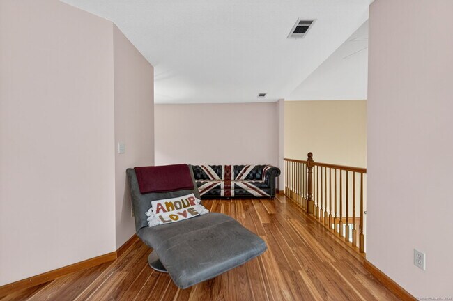 Building Photo - 71 Cherry Swamp Rd