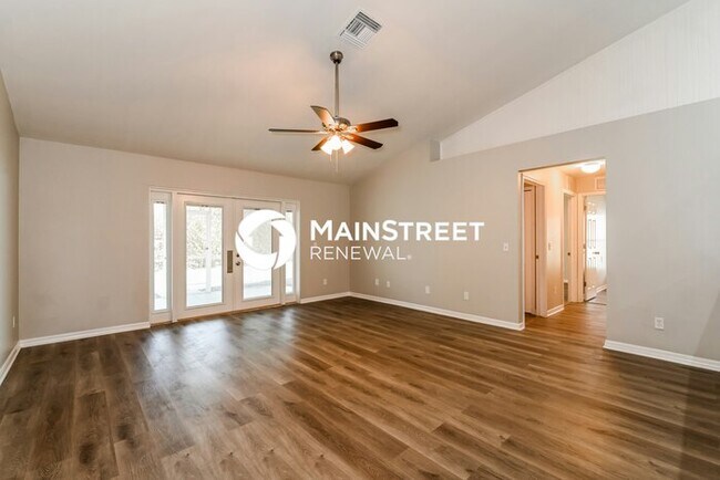 Building Photo - 3 Bedroom Pet-Friendly Home in Cape Coral, FL with Main Street Renewal