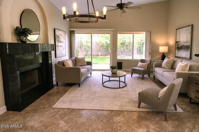 Building Photo - 10061 E Evans Dr