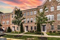 Building Photo - 3160 Yeager Dr