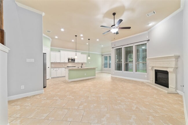 Building Photo - 5618 Little Creek Ct