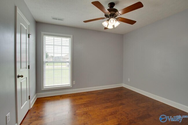 Building Photo - 25751 Caldera Dr