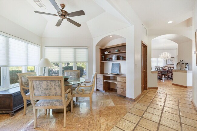 Building Photo - 50180 Vista Montana Rd