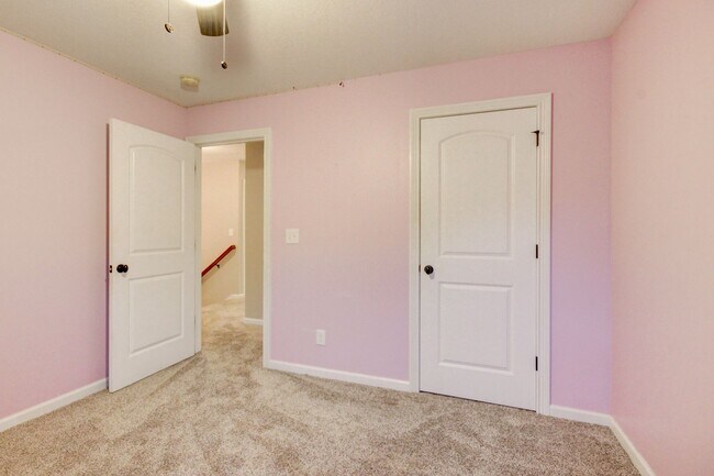 Building Photo - Stunning Brick Front Home With Fireplace A...