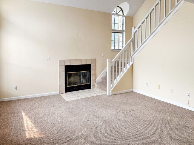 Building Photo - 742 Brookside Drive  #201 Newport News