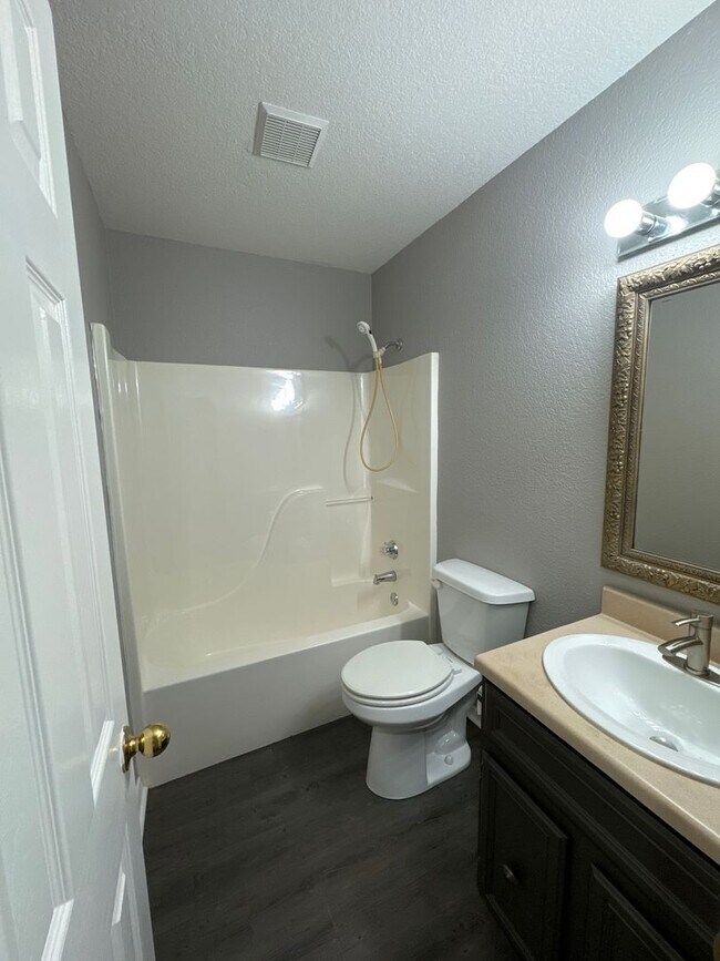 Building Photo - BARLING SOUTH H DUPLEX