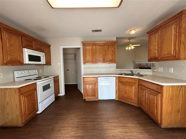 Building Photo - 7917 Rattlers Ct