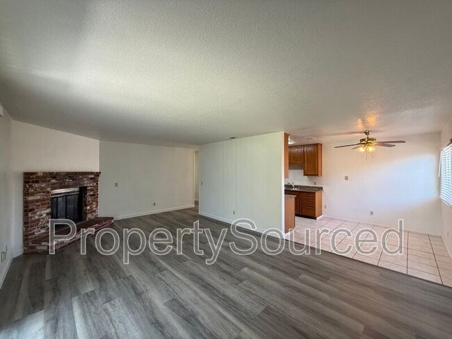 Building Photo - 1462 Snyder St