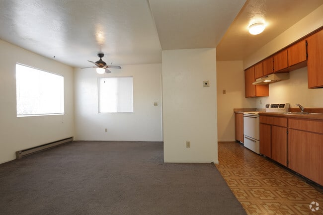 1 Bedroom Livingroom - La Paloma Apartments