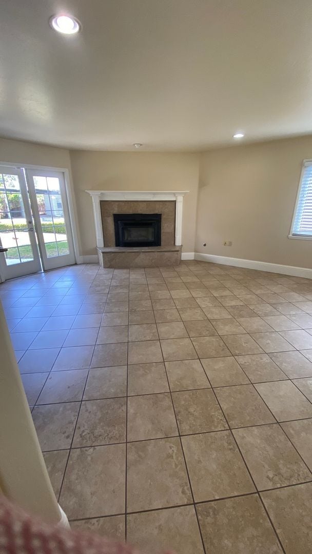 Building Photo - 352 Ohio Cir