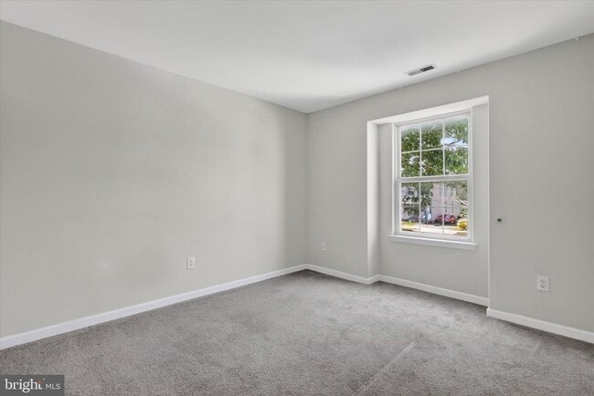 Building Photo - 507 S Fairview St