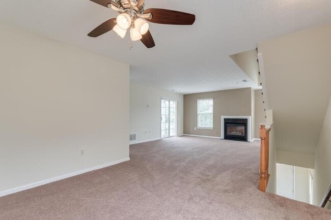 Building Photo - 5806 Riverfront Dr