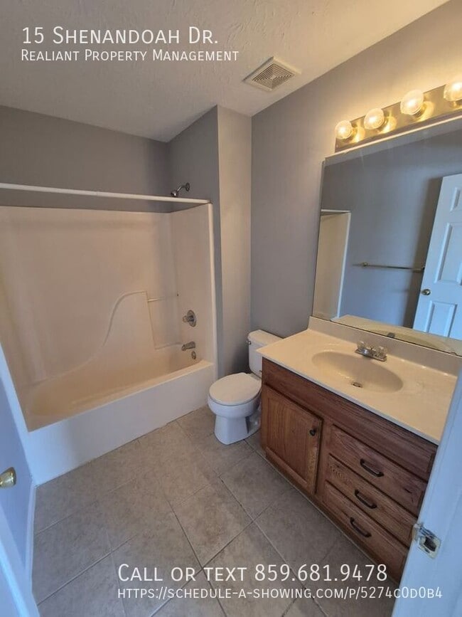 Building Photo - 15 Shenandoah Dr