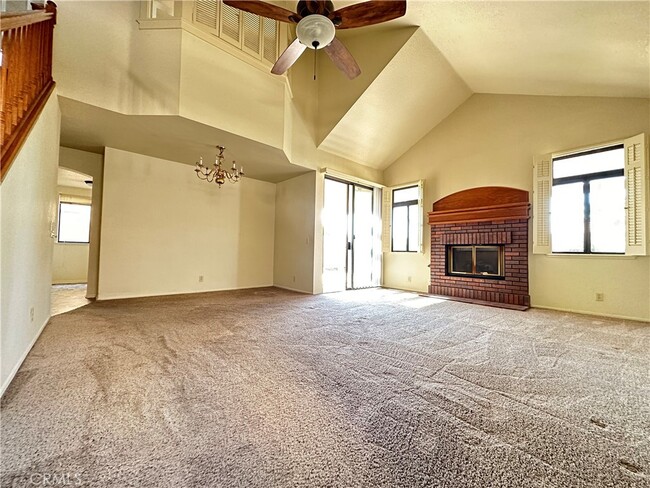 Building Photo - 10581 Sunburst Dr