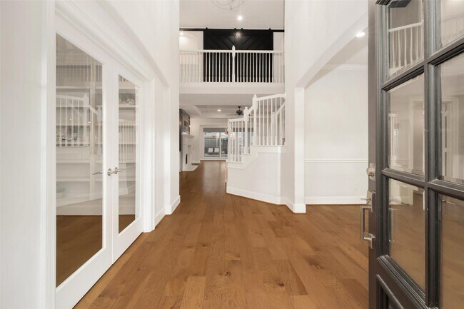 Building Photo - 20730 Windrose Bend Dr