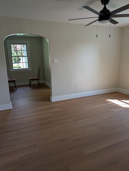 Building Photo - 12 Naglee Ave