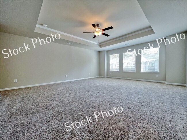 Building Photo - 5686 Rockfern Dr