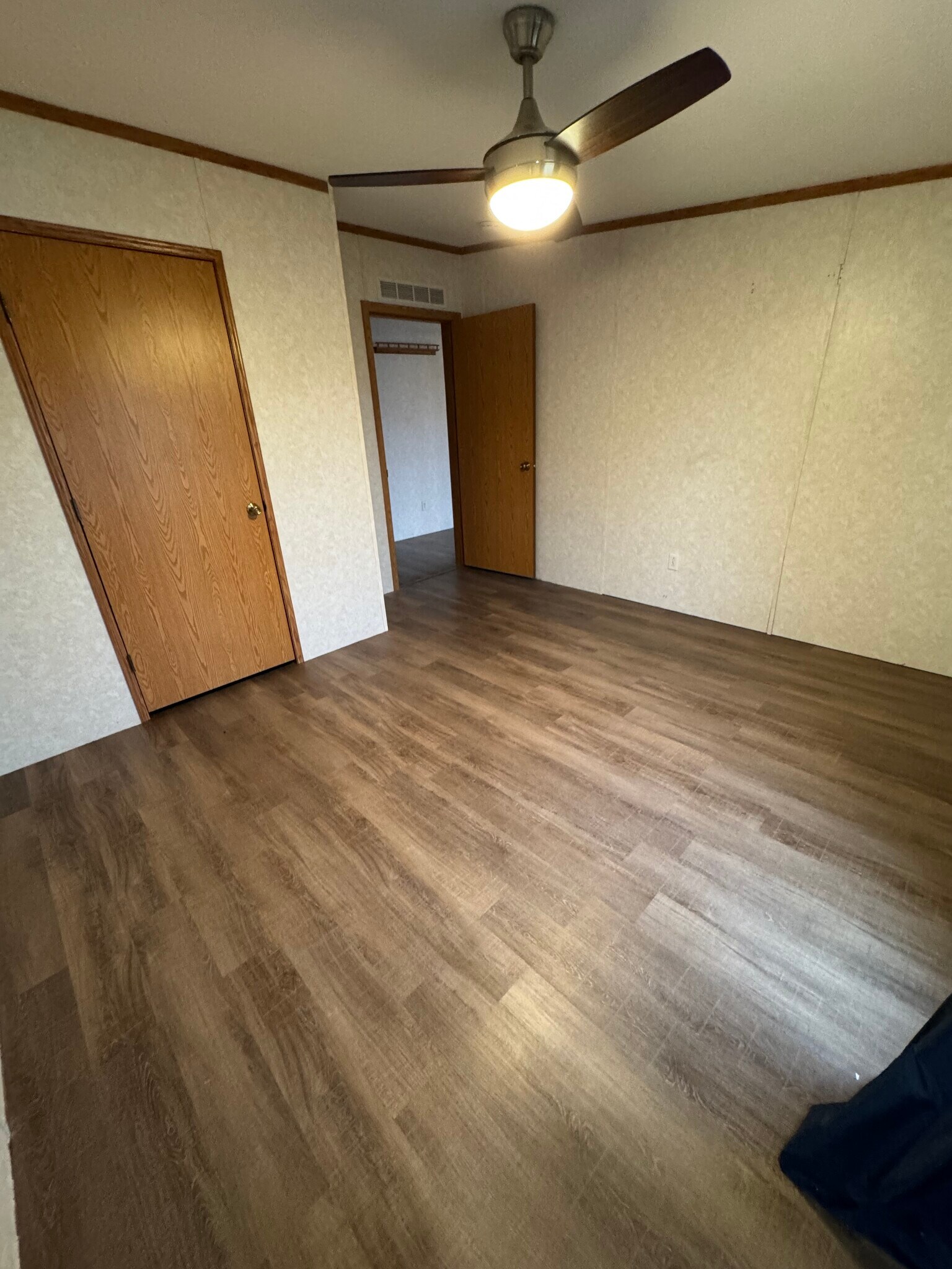 Building Photo - W2506 Woodland Rd