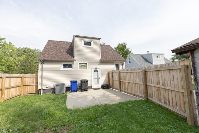 Building Photo - 15505 Judy Ct