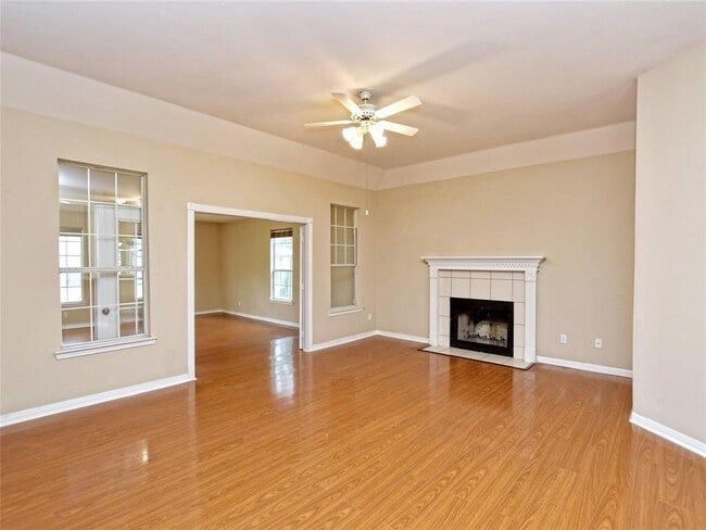 Building Photo - 13220 Villa Park Dr