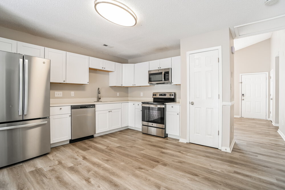 Building Photo - 910 Milkfarm Ct