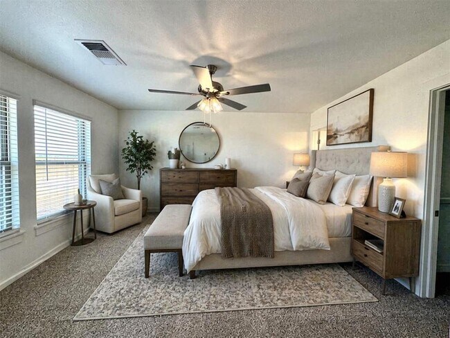 Building Photo - 3200 Pagoda Pead Dr