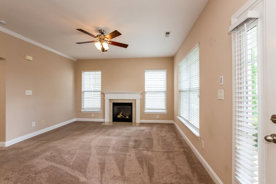 Building Photo - 13768 Aldenbrook Dr