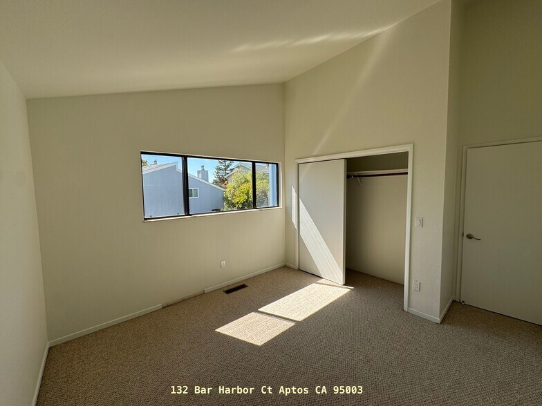 Bedroom 2 - 132 Bar Harbor Ct
