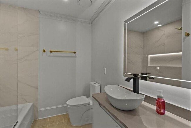 Building Photo - 5425 Hoylake Ct