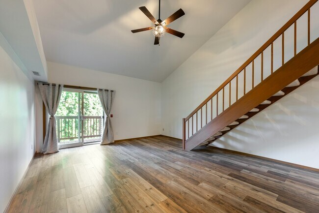 Building Photo - 1039 South Sunny Vale Lane, Unit C