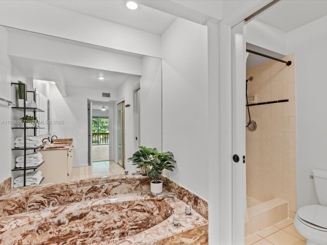 Building Photo - 203 Bonnie Brae Way