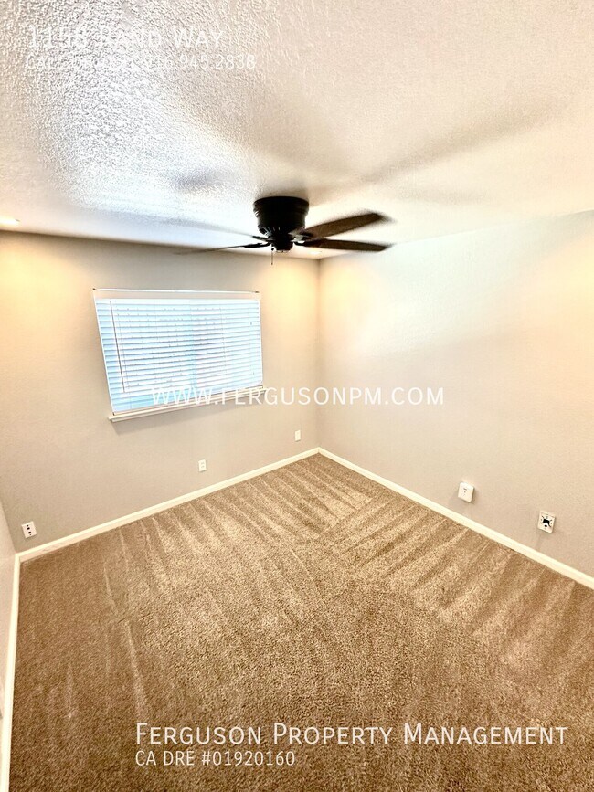 Building Photo - 1158 Rand Way