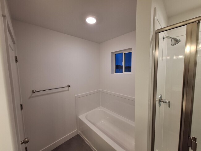 Building Photo - 5116 Rustic Patch Rd