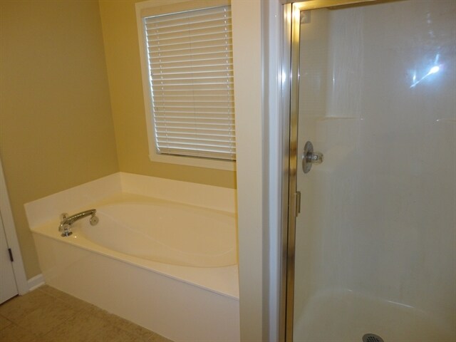 Building Photo - 8426 Stark Dr