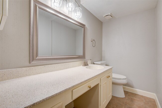 Building Photo - 14529 Misty Meadow Ln