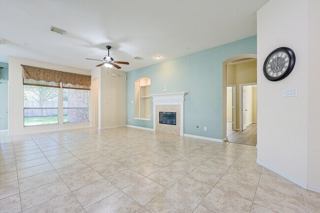 Building Photo - 6726 Hawsley Way