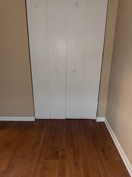 Bedroom 1 Closet - 4338 Great Oak Dr