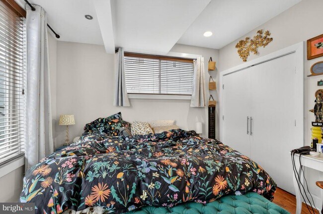 Building Photo - 1535 N Philip St