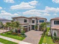 Building Photo - 9523 Riverside Pk Dr