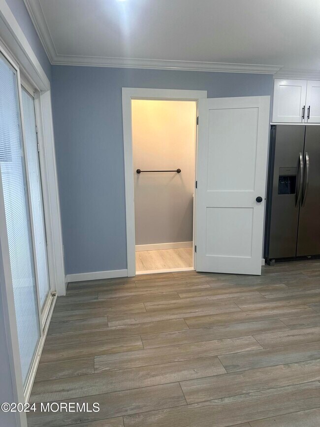 Building Photo - 73-75 Church St