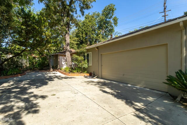 Building Photo - 1425 Brixton Rd