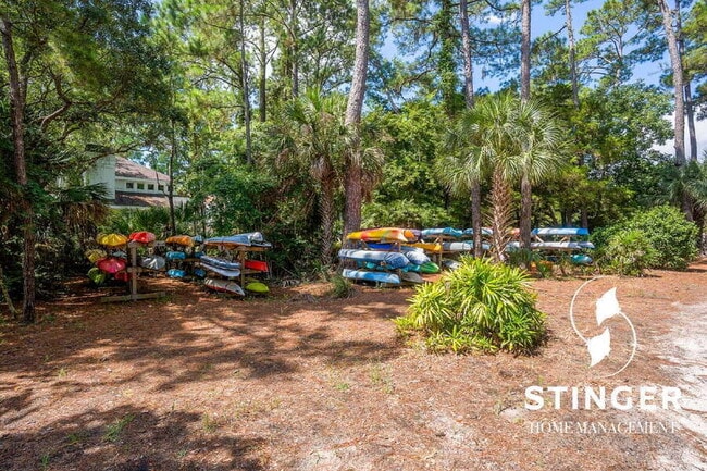 Building Photo - 144 Locust Fence Rd