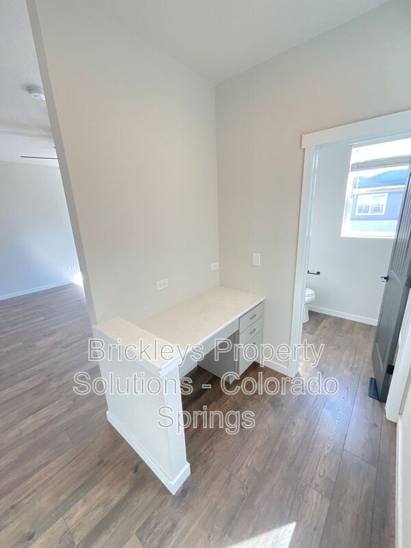 Building Photo - 7227 Berrybrook Ln