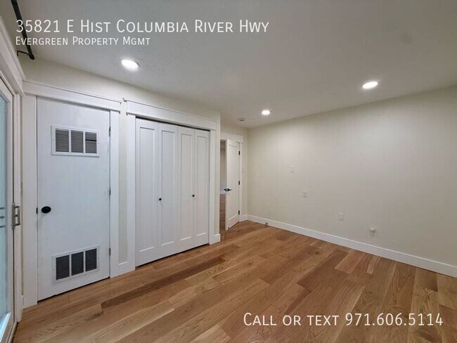 Building Photo - 35821 Historic Columbia River Hwy
