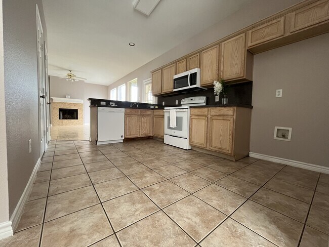 Building Photo - 5619 Andalusia Trail