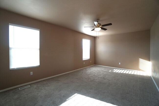 Building Photo - 3411 MacGregor Dr