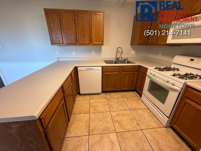 Building Photo - 2503 S 1st-